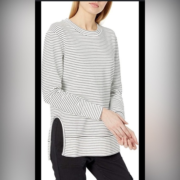 Daily Ritual striped long sleeve side cutout tshirt - Picture 1 of 8